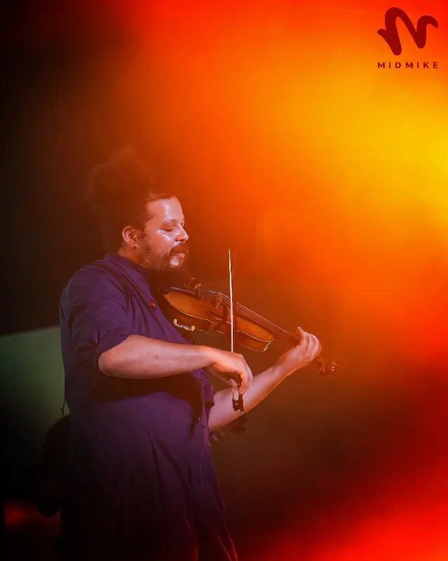 /Radhi-Chawaly-Violinist/Radhi-Chawaly-Violinist-6.webp